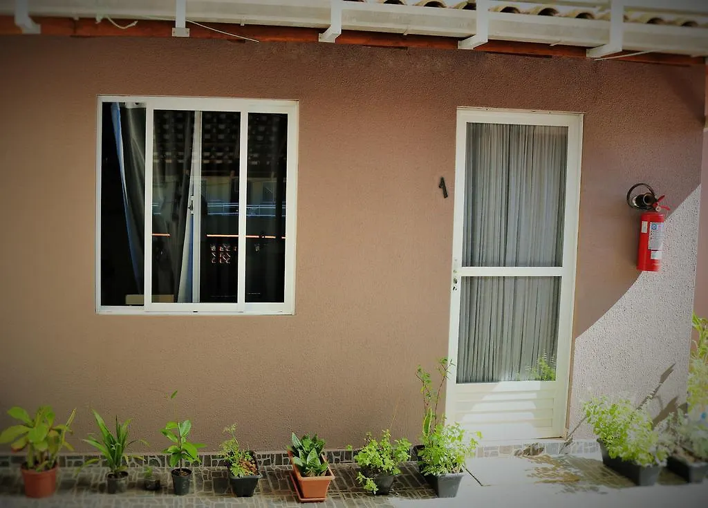 Residencial Amigos De Bombinhas Hotel