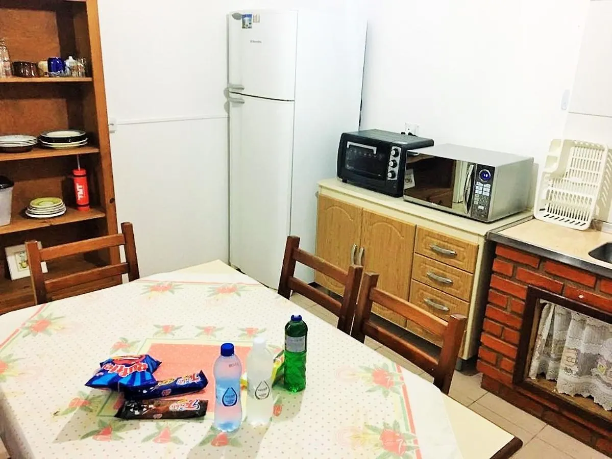 Residencial Amigos De Bombinhas Hotel Guest house